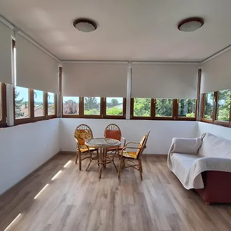 Vakantiehuis Casa Chalet, Elisa