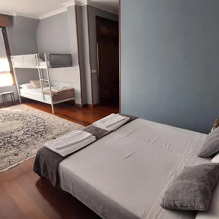 Casa Chalet, Elisa Vakantiehuis Gijón