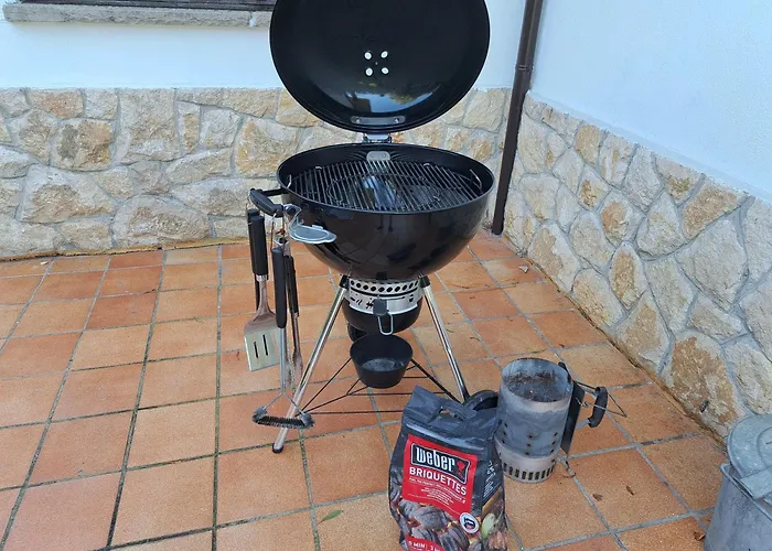 Casa Chalet, Elisa *