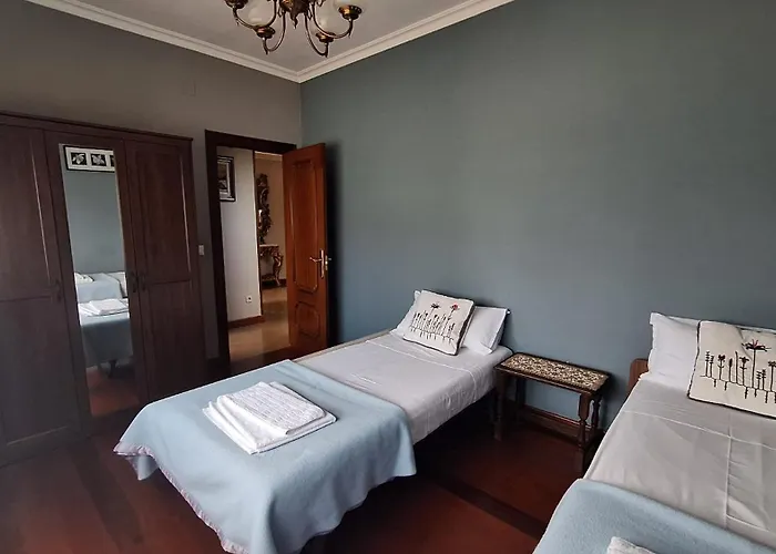 Casa Chalet, Elisa * Хіхон