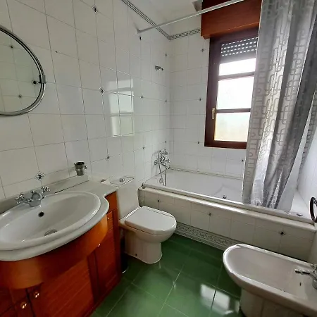 Casa Chalet, Elisa *