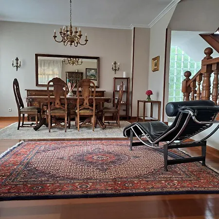 Casa Chalet, Elisa * Хихон