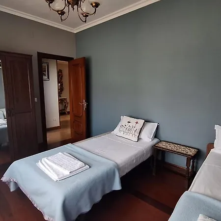 Casa Chalet, Elisa * Хихон